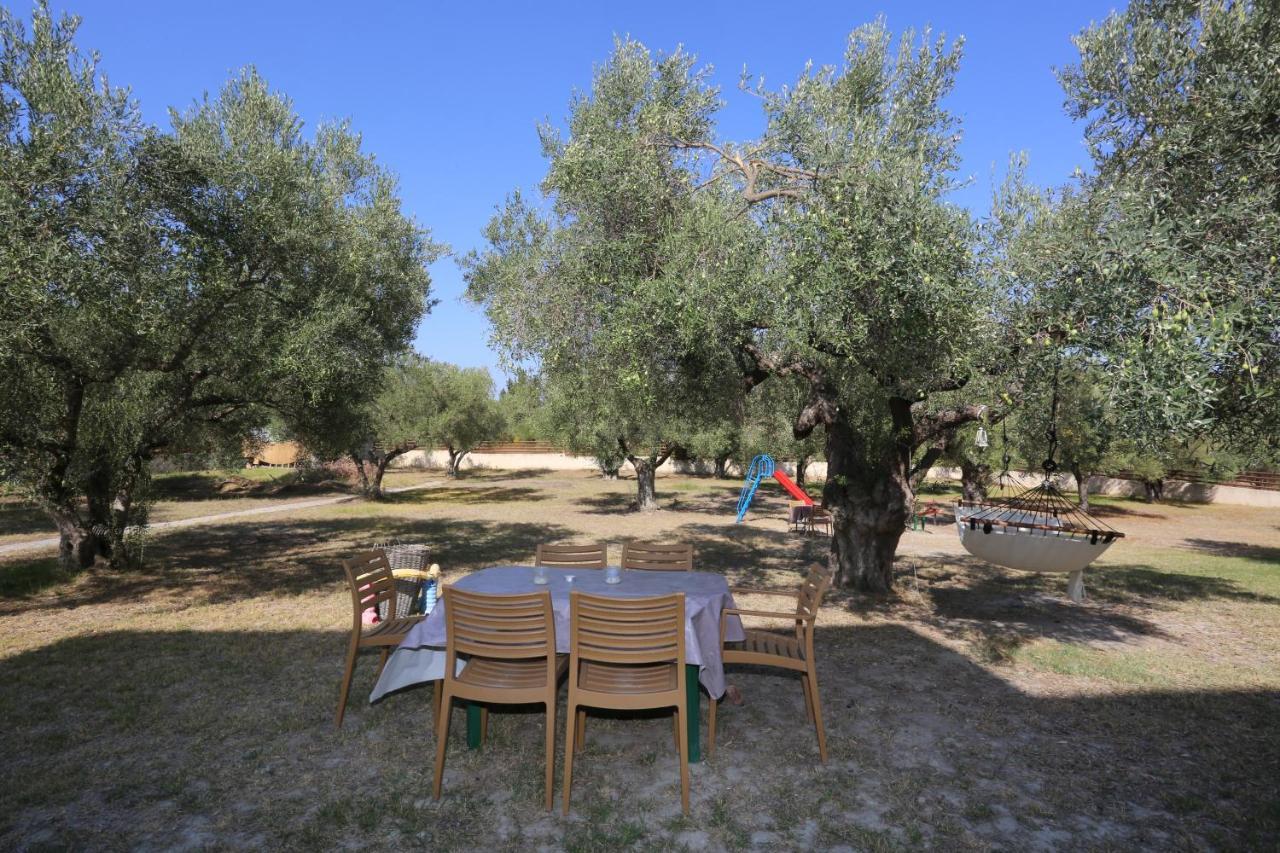 Villa Melimaria à Pefkochori Extérieur photo