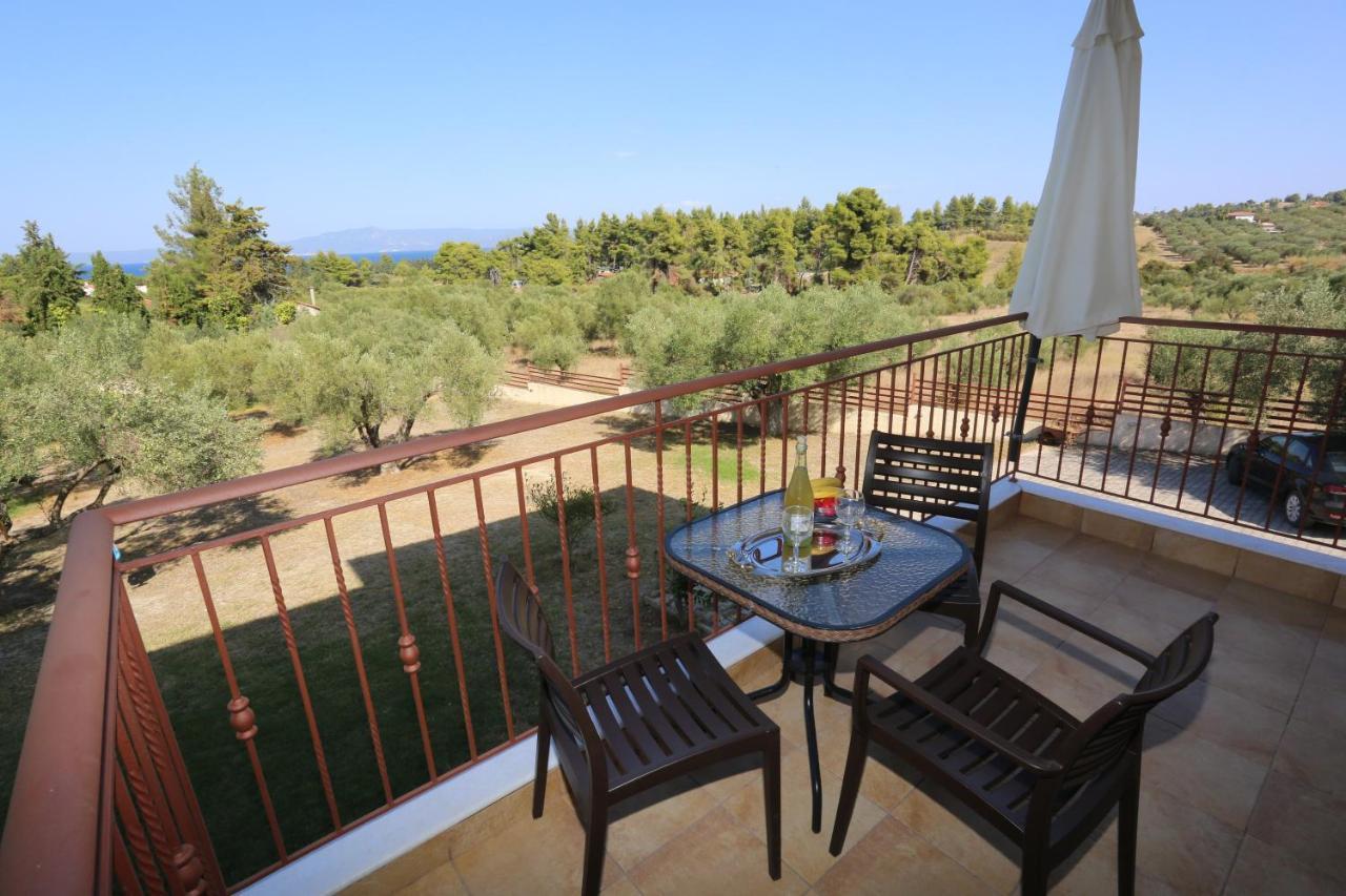 Villa Melimaria à Pefkochori Extérieur photo