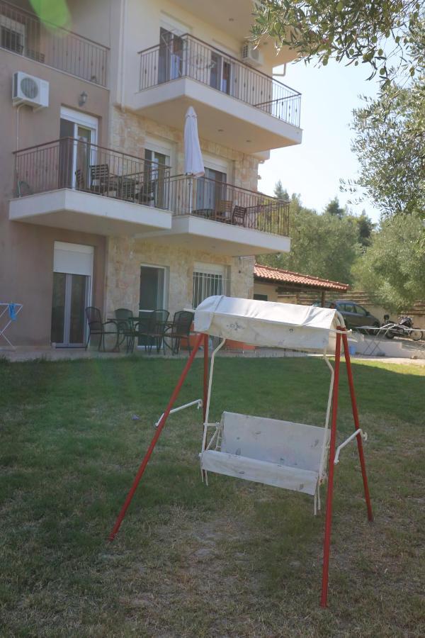 Villa Melimaria à Pefkochori Extérieur photo