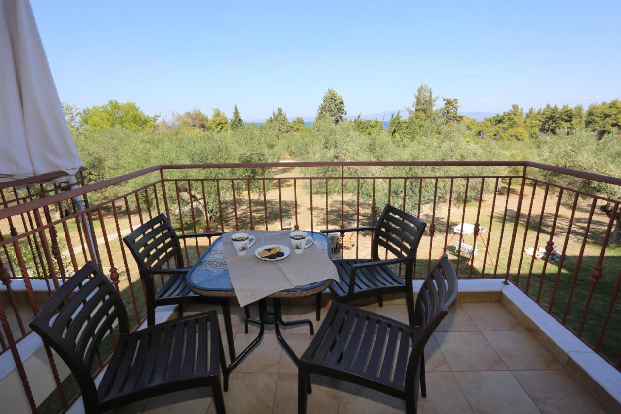 Villa Melimaria à Pefkochori Extérieur photo